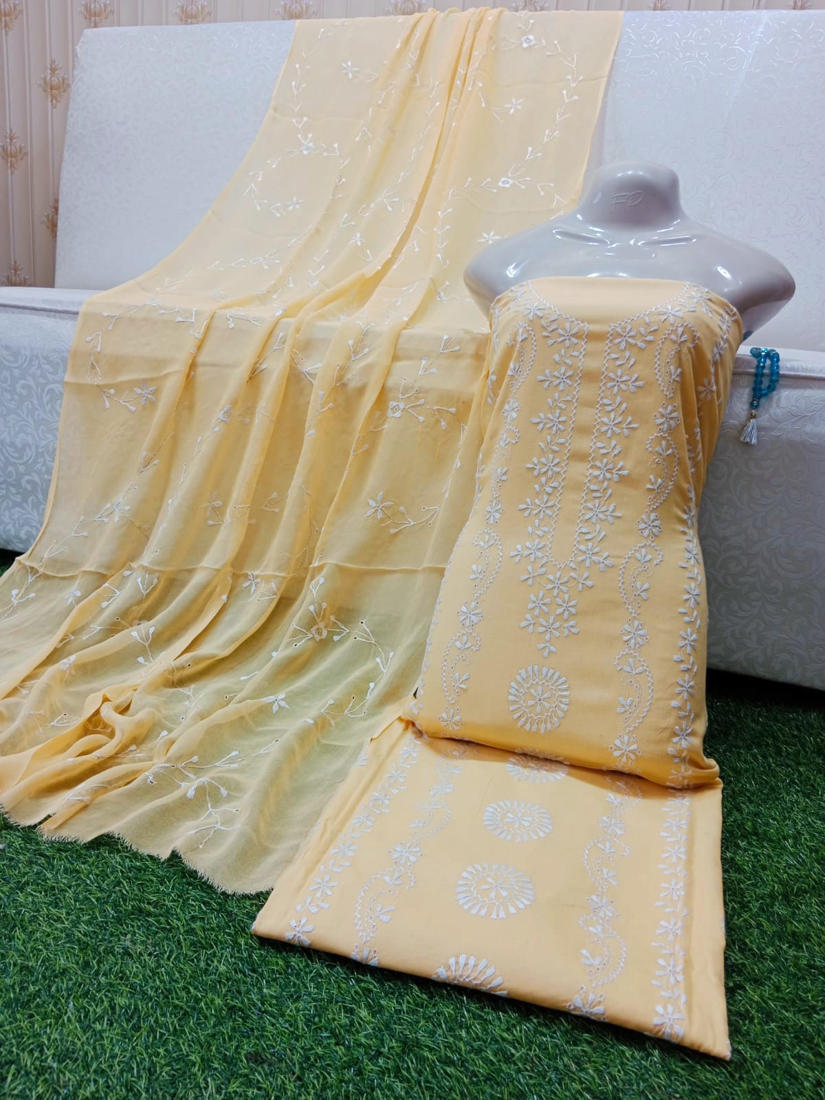 ✨ Labasé Haya – Chikankari Hand Work Collection | 3PC Lawn Suit with Full Jall Dupatta ✨