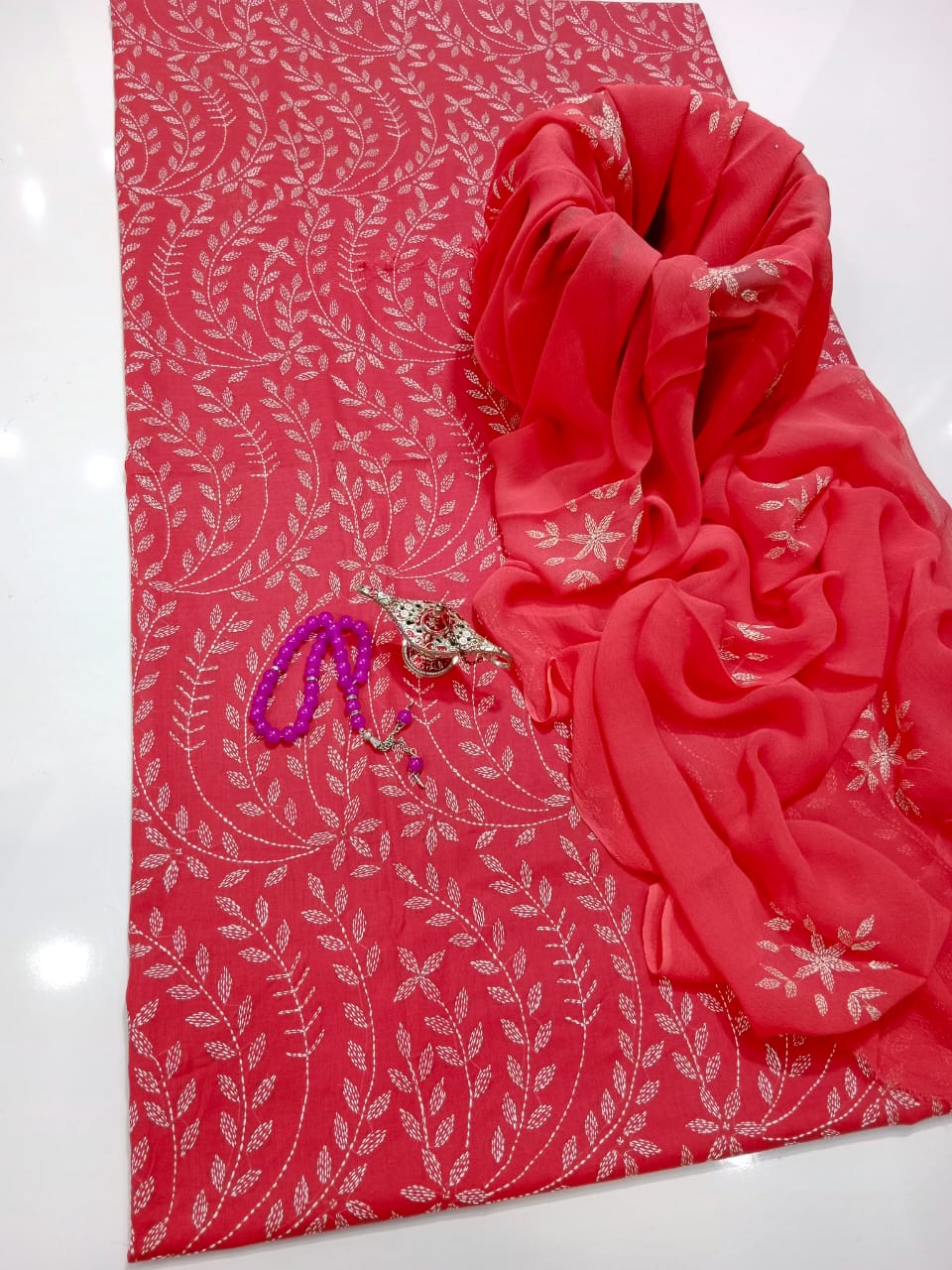 Summer Collection – Lawn 3Pc Suit with Kacha Work & Chiffon Dupatta