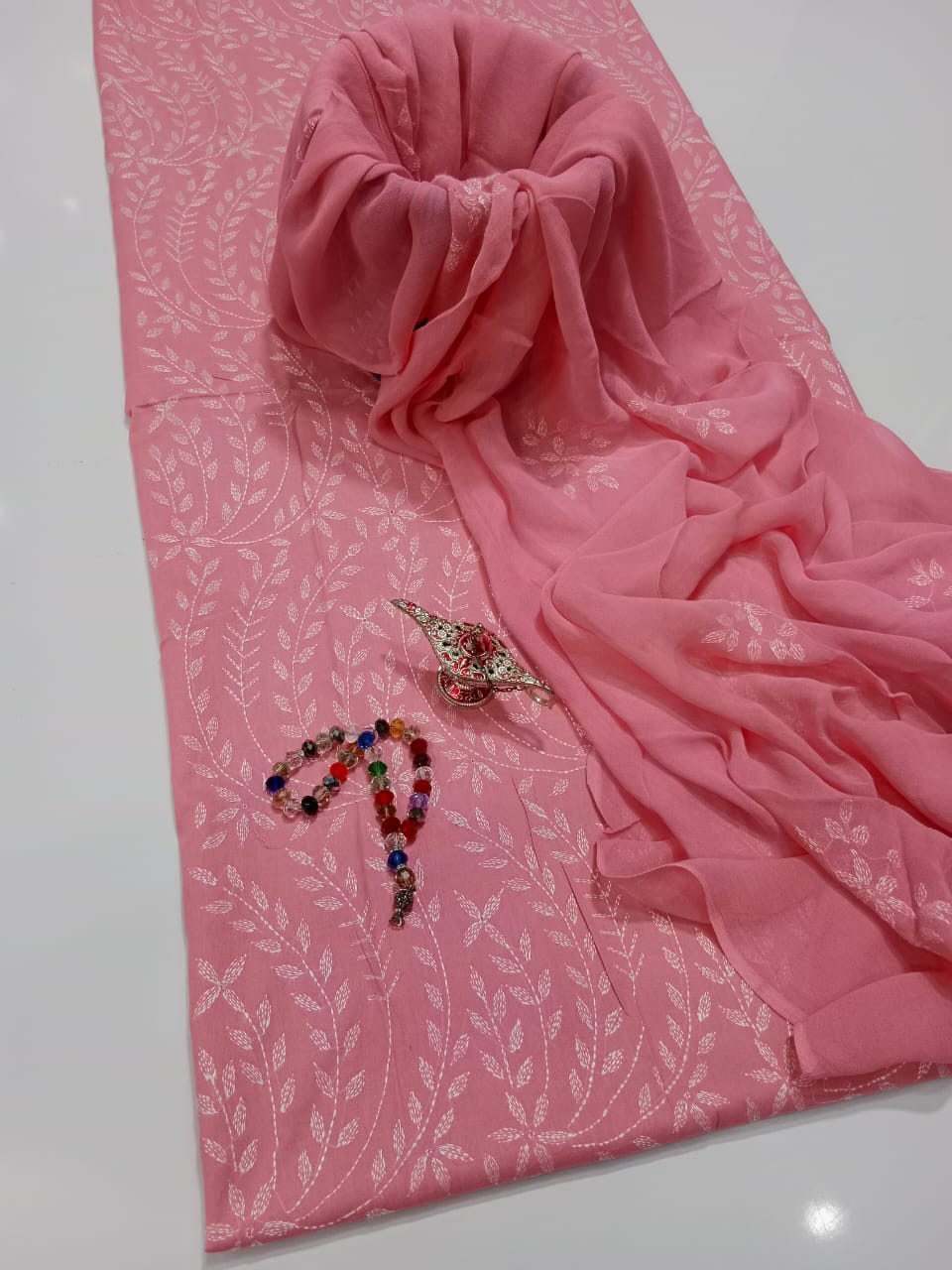 Summer Collection – Lawn 3Pc Suit with Kacha Work & Chiffon Dupatta