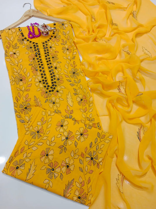 ✨ Labasé Haya – Summer Collection | 3PC Lawn Suit with Kacha Mirror Hand Work & Chiffon Dupatta ✨