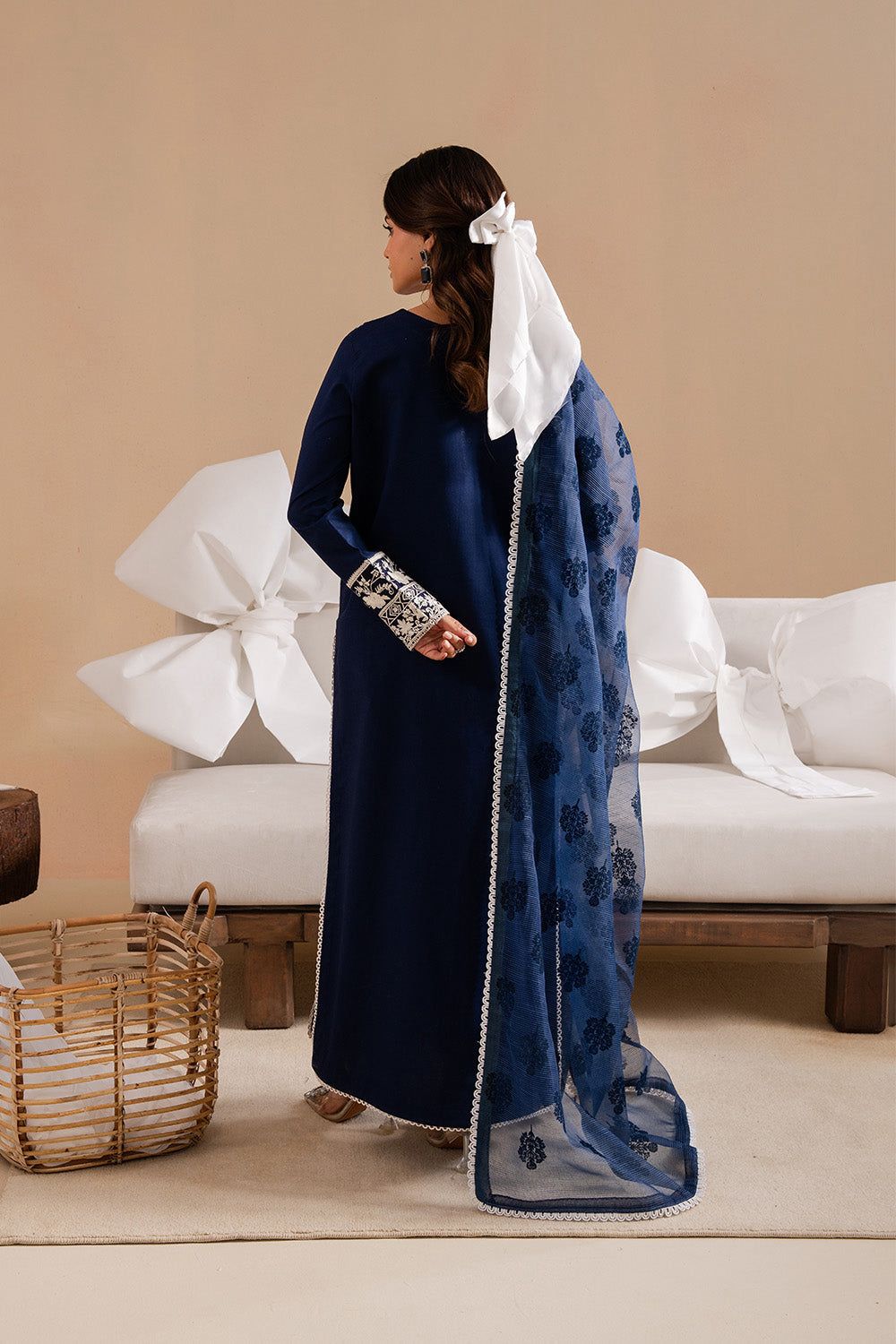 ❄️ Labasée Haya – Winter Collection 2025 | Jazmin 7013 Dhanak 3PC with Digital Wool Shawl & Heavy Embroidery ❄️