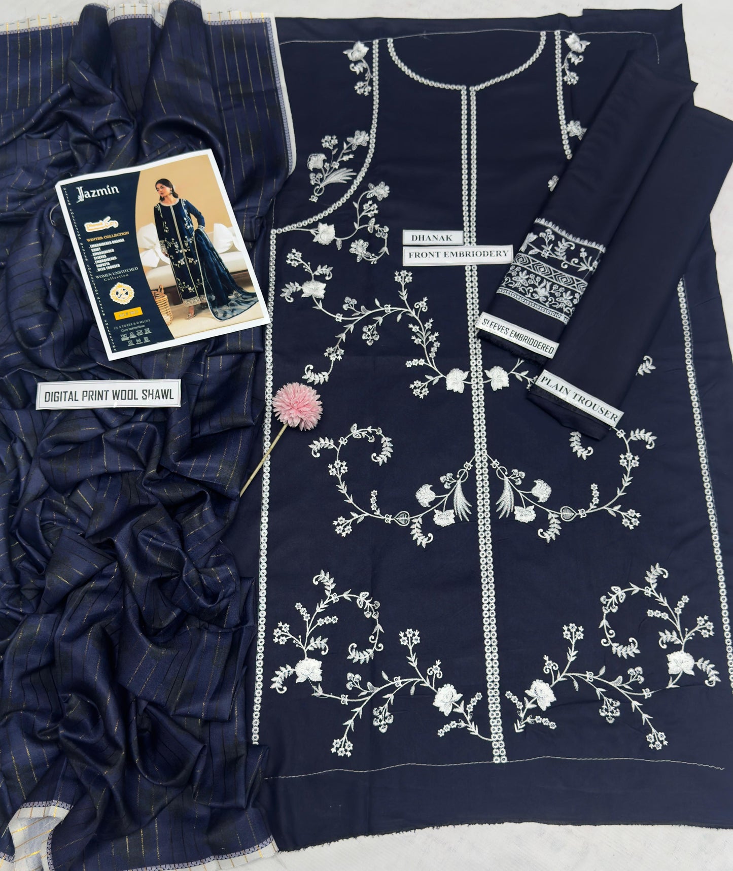 ❄️ Labasée Haya – Winter Collection 2025 | Jazmin 7013 Dhanak 3PC with Digital Wool Shawl & Heavy Embroidery ❄️