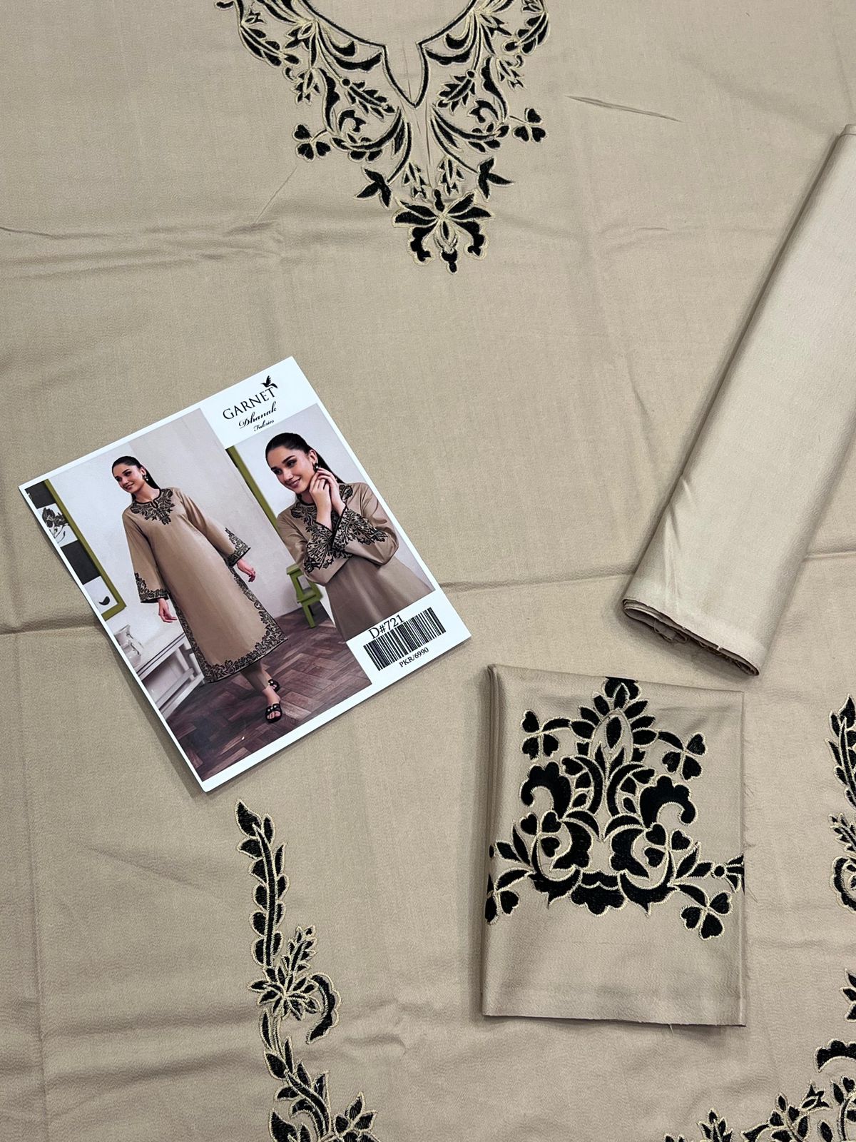 Labasée Haya – Winter Dhanak 2 Piece Suit | Code 721