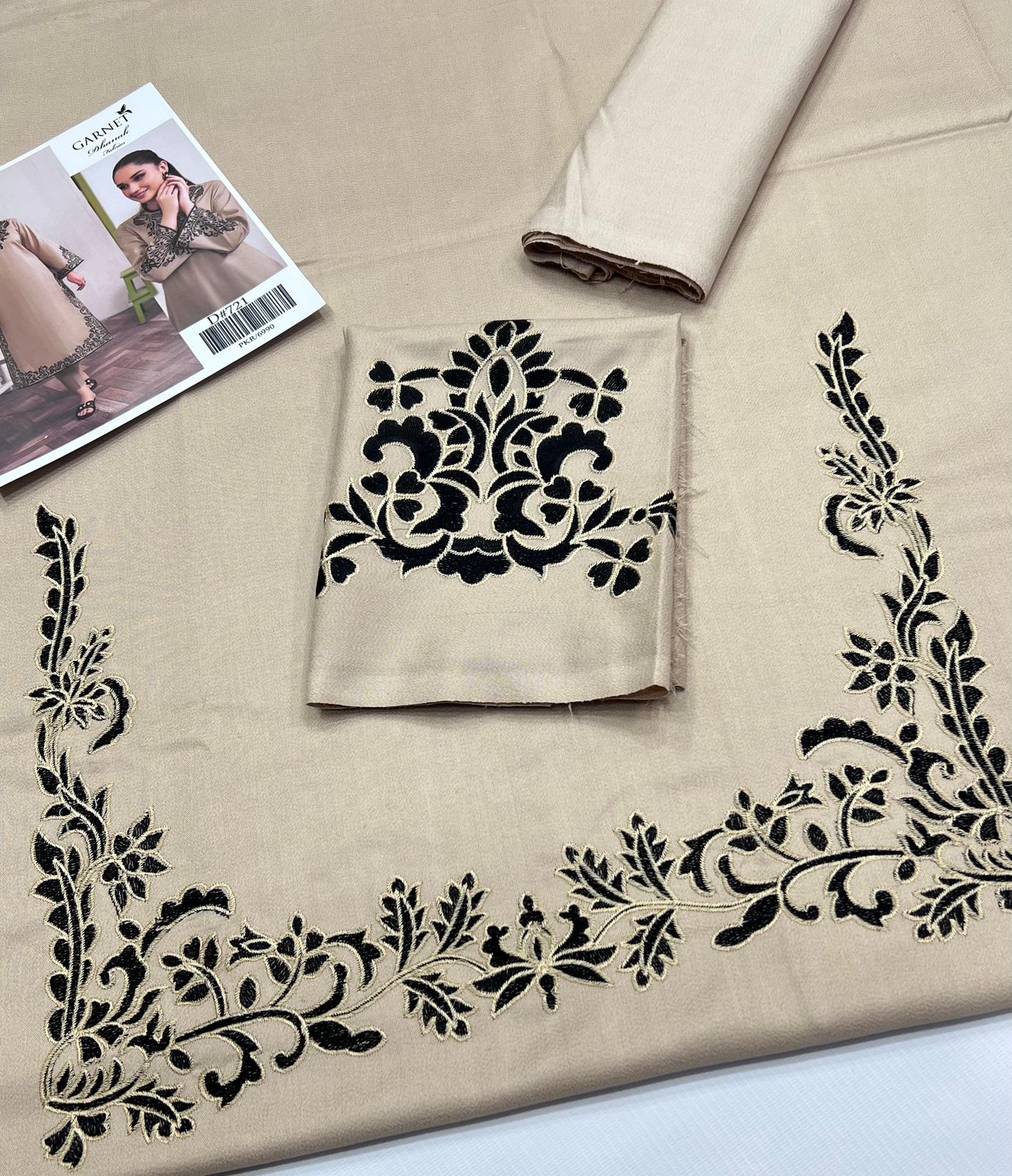 Labasée Haya – Winter Dhanak 2 Piece Suit | Code 721