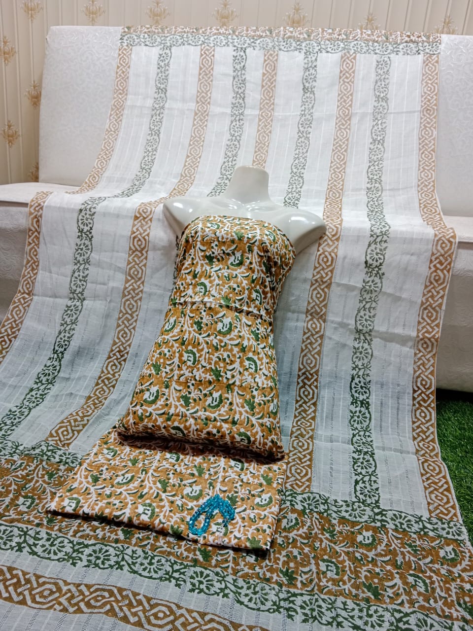 Summer Lawn Block Print 2PC Suit with Tarkashi Dupatta – Handmade Design(6 color)