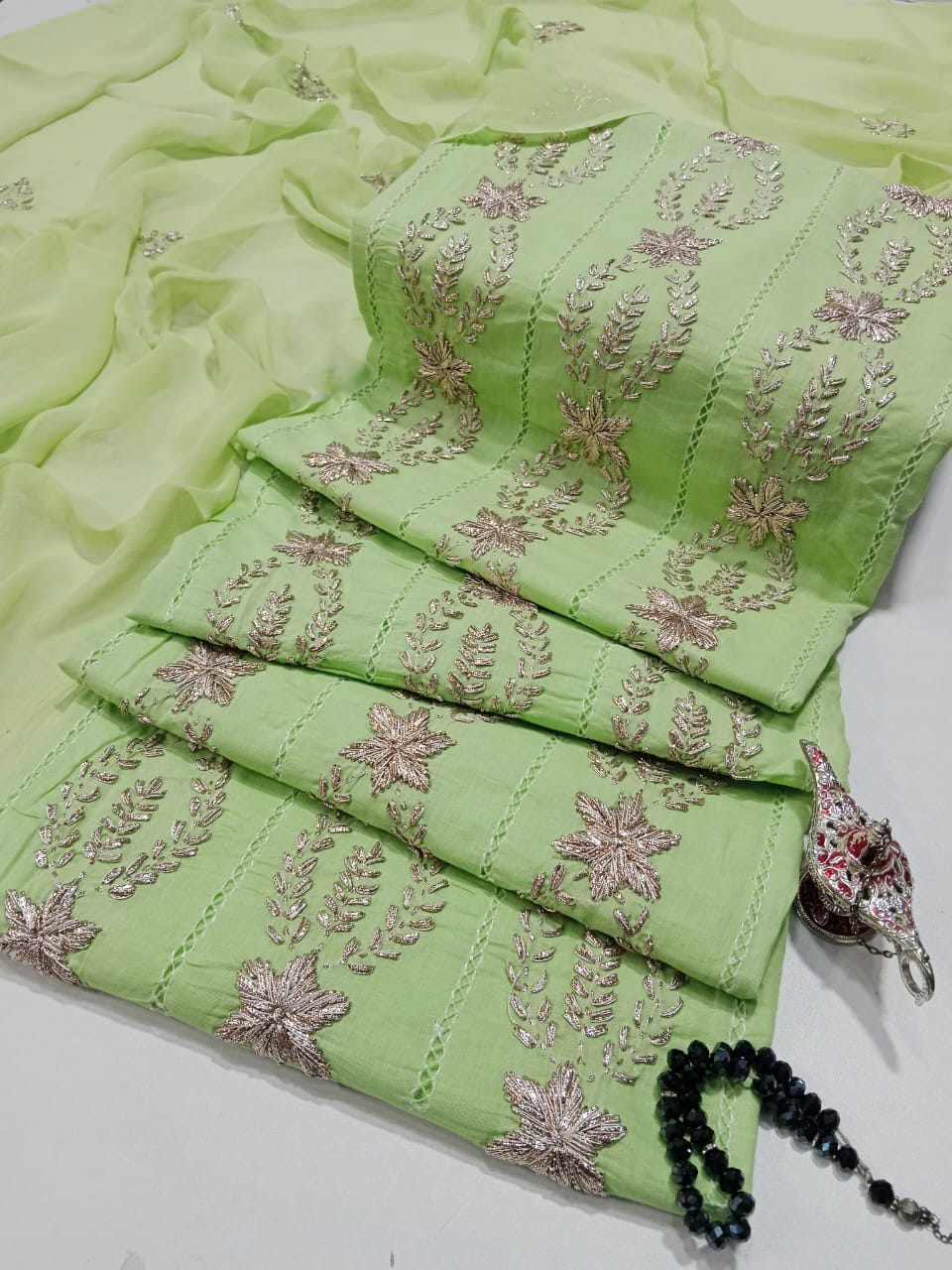 Summer Collection – Chikankari 3PC Lawn Suit with Chiffon Full Jall Dupatta (Hand Work)(18 color)